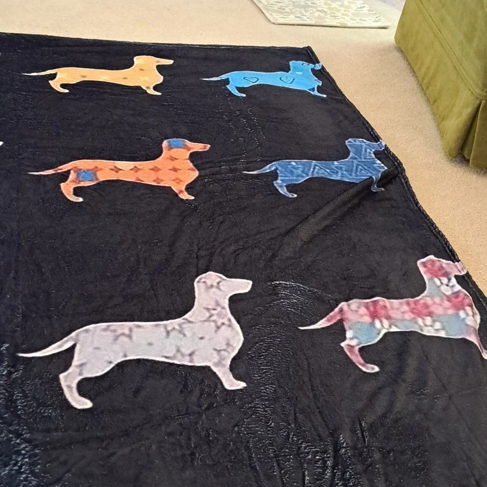 👻Colorful Dachshund Dog 👻Blanket 59 X 72 New No Tag